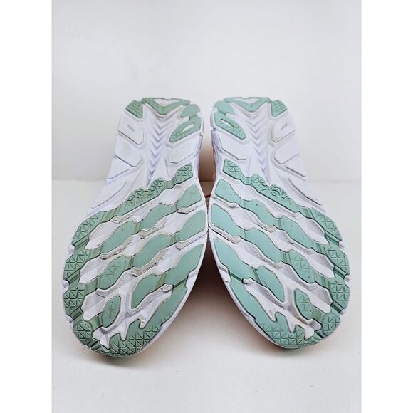 Hoka Women 10.5 Comfy footwear - Picture 8 of 9